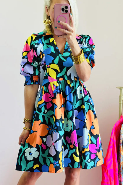 Robe évasée fleurie à col fendu bleu