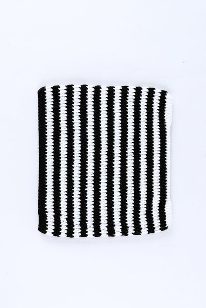 Gorro de punto rojo con orejas de gato a rayas lindas 