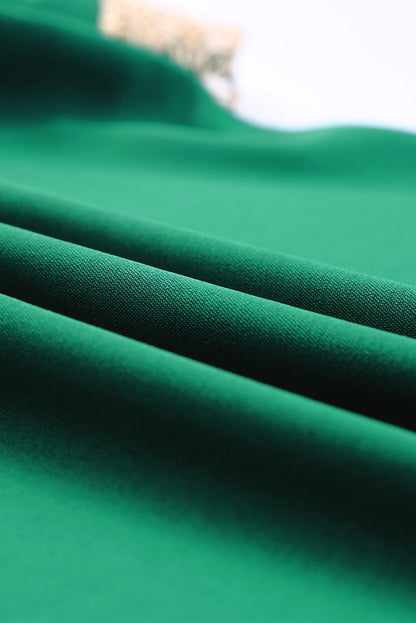 Chemisier à manches courtes et col en V avec bordure en dentelle