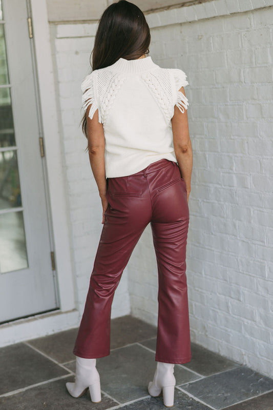 Gilet pull blanc tissé à pompons sans manches à col montant