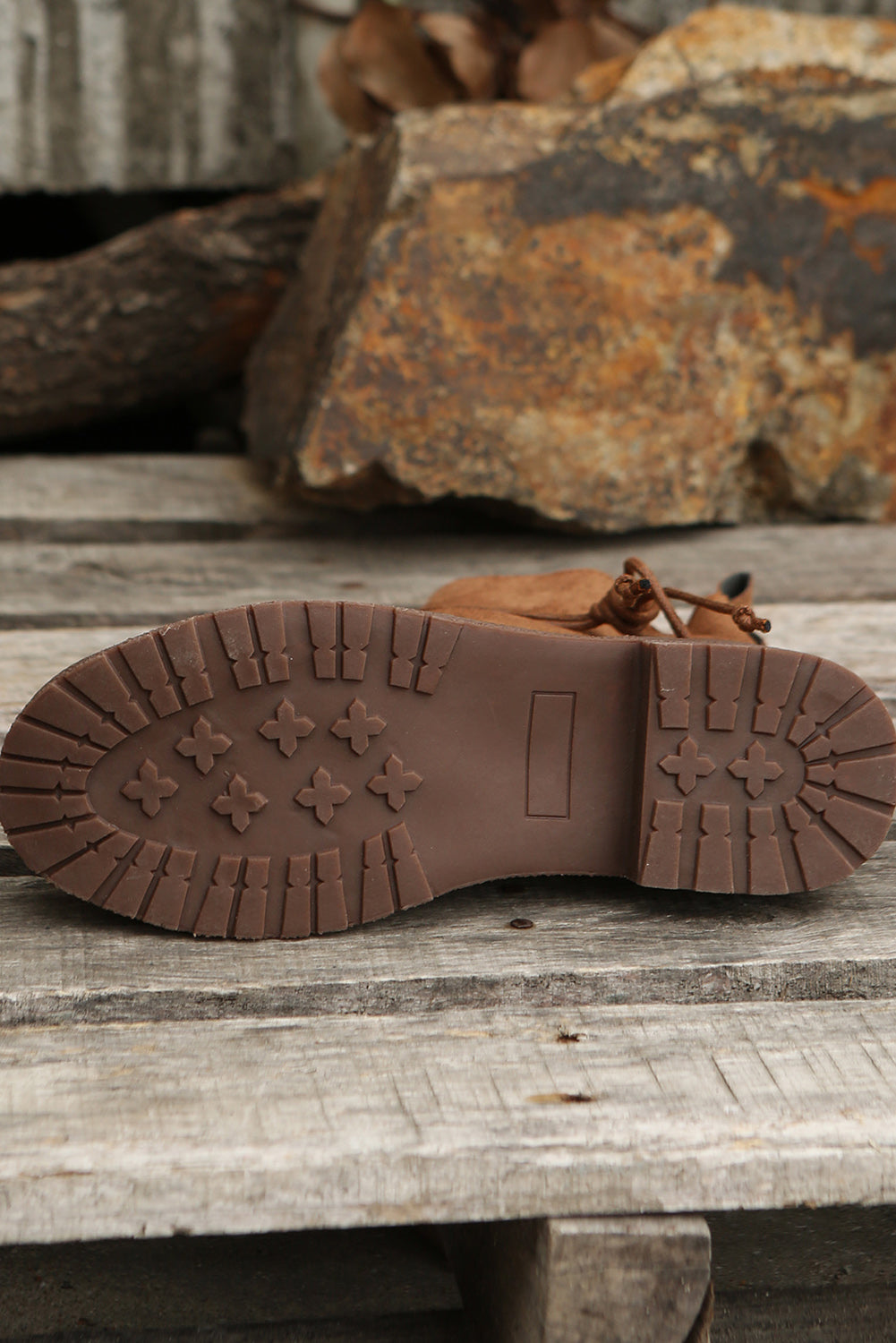 Botines con tiras y hebilla con cremallera de gamuza sintética marrón 