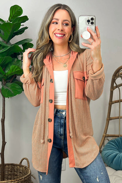 Veste-chemise côtelée à capuche et poches à rabat en patchwork abricot 