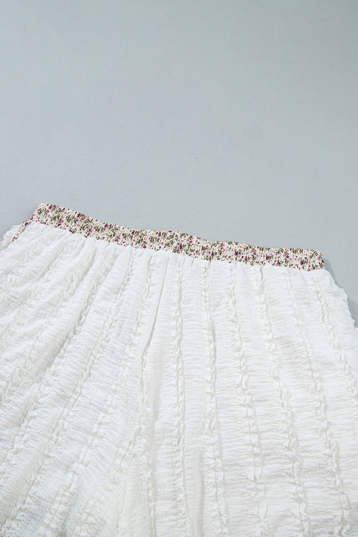 White Textured Lace Detail Floral Star Patch Drawstring Casual Shorts