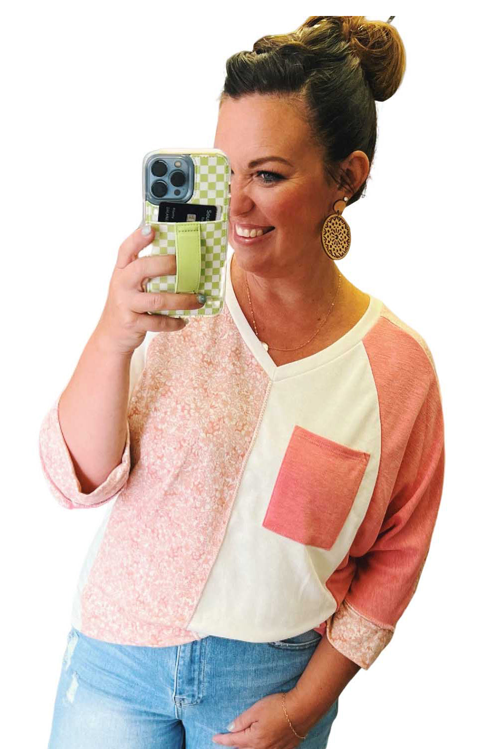 Top de talla grande con manga de pulsera y hombros caídos con bloques de color rosa