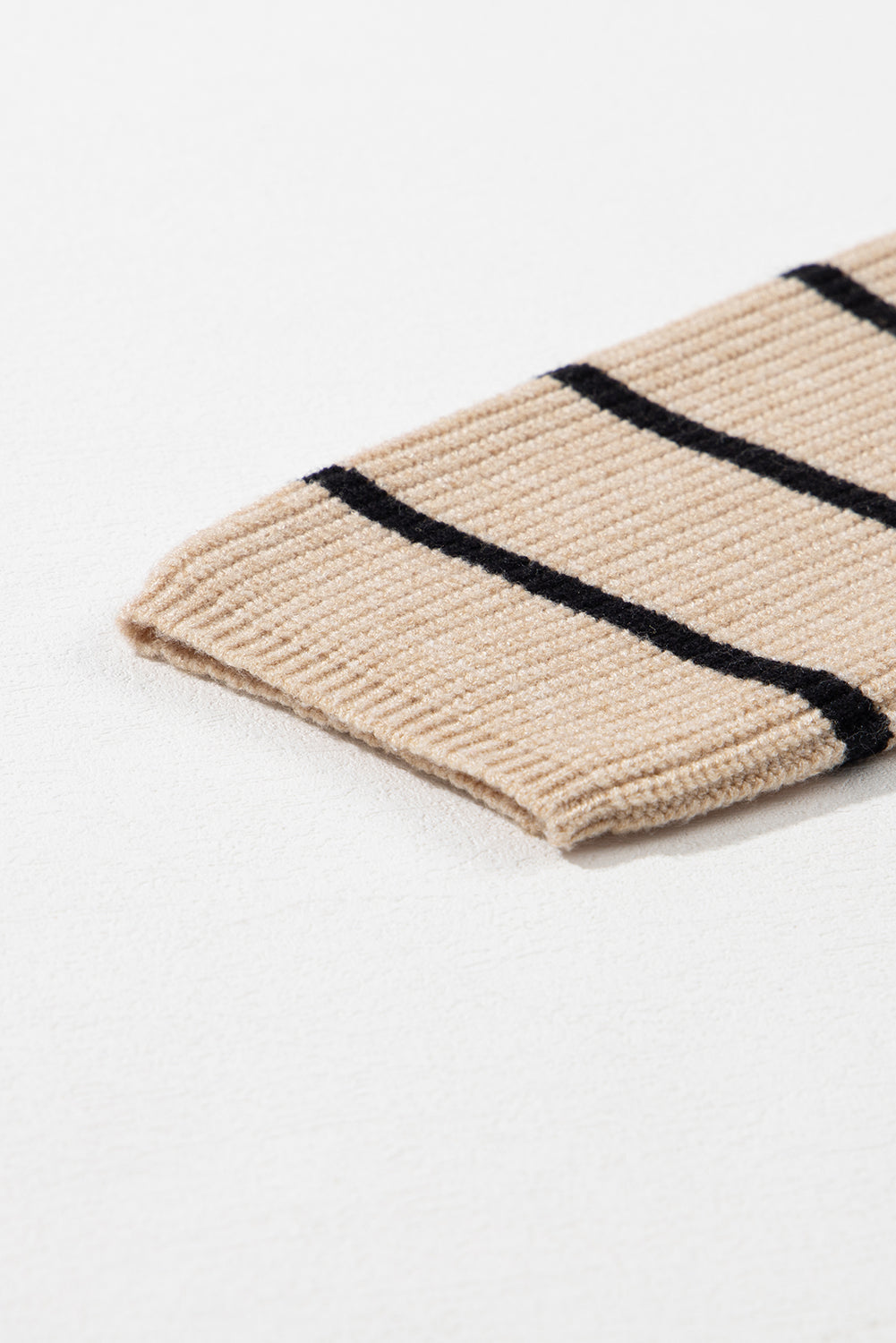 Cardigan ouvert à rayures noires et col châle avec poches