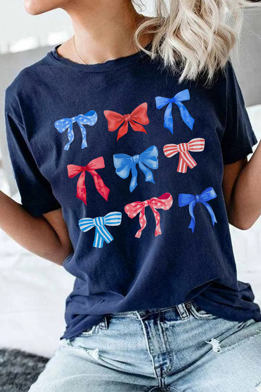T-shirt graphique bleu à imprimé nœud papillon varié pour la fête de l'indépendance