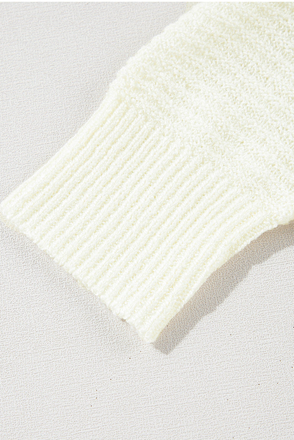 Pull ample à rayures orange et blocs de couleurs, épaules tombantes et manches bouffantes