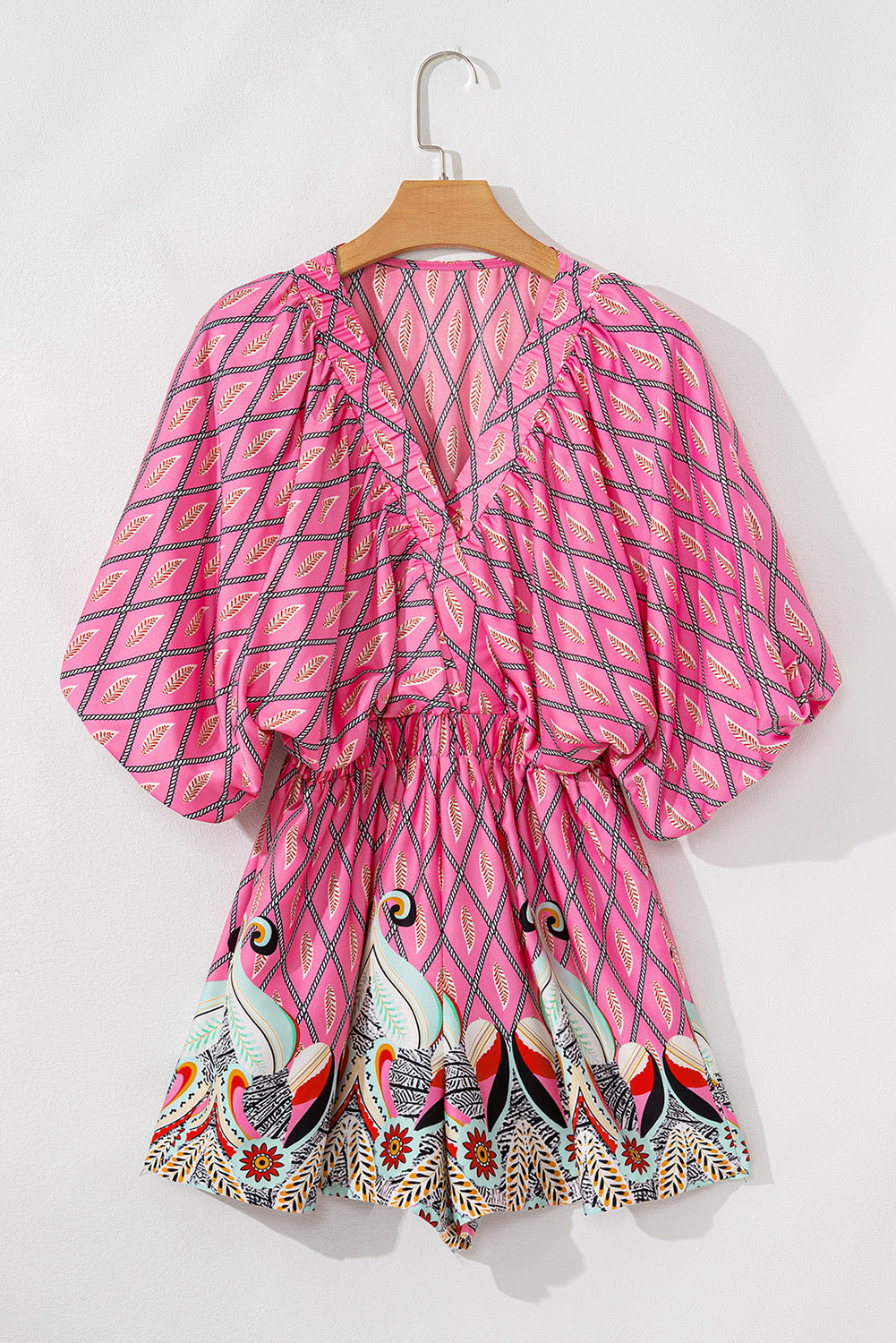 Combinaison taille haute à col en V et imprimé géométrique cachemire rose