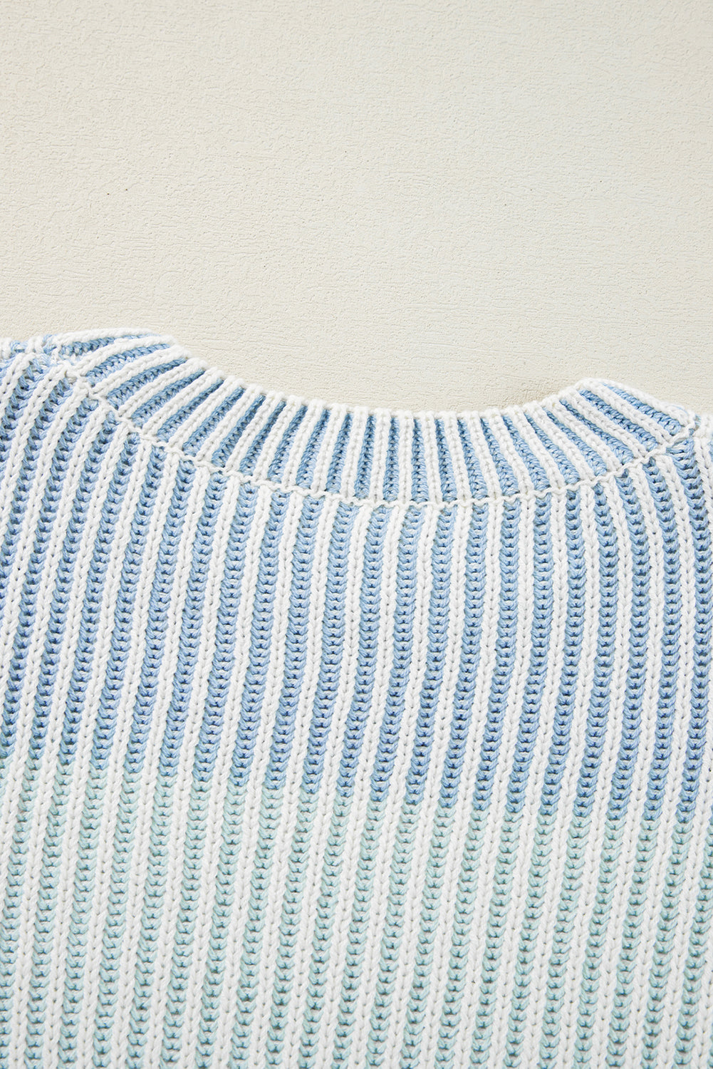 Pull à manches bouffantes en tricot texturé multicolore colorblock