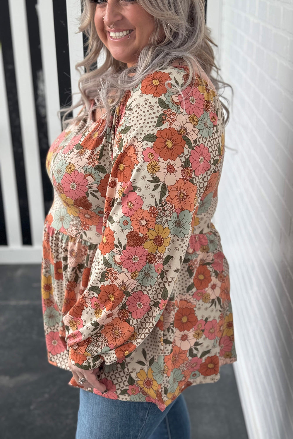 Chemisier péplum kaki grande taille à imprimé floral et col carré