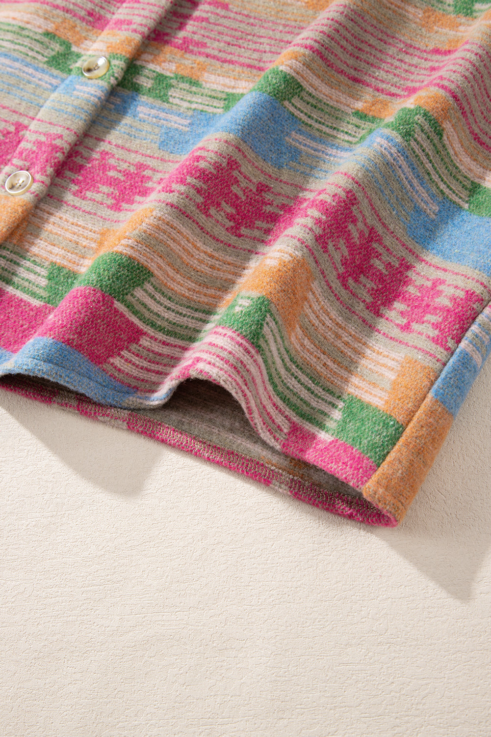 Veste-chemise rose grande taille à imprimé aztèque avec poche à rabat