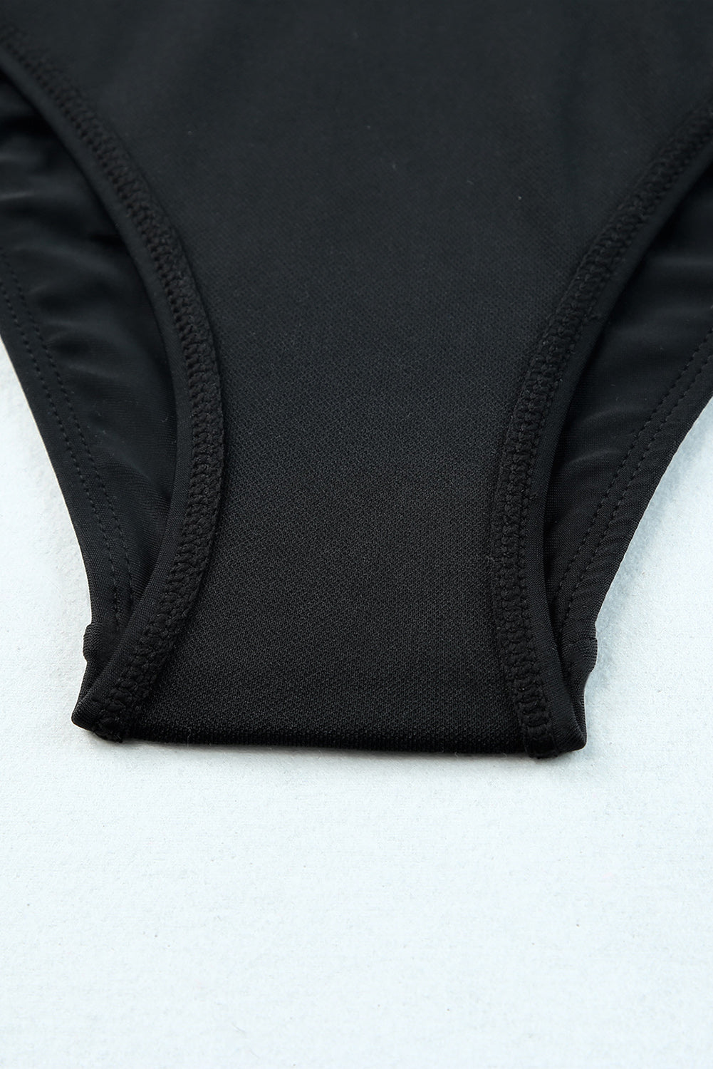 Bañador bikini de 2 piezas con ribete de malla de leopardo 