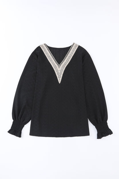 Chemisier à manches courtes et col en V avec bordure en dentelle