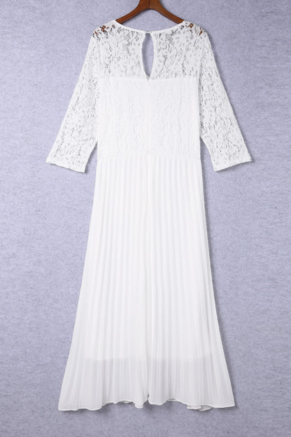 Lace Scalloped V Neck 3/4 Sleeves Pleated Tulle Plus Maxi Dress