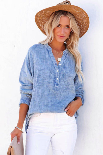 Haut Henley ample texturé bleu ciel froissé 