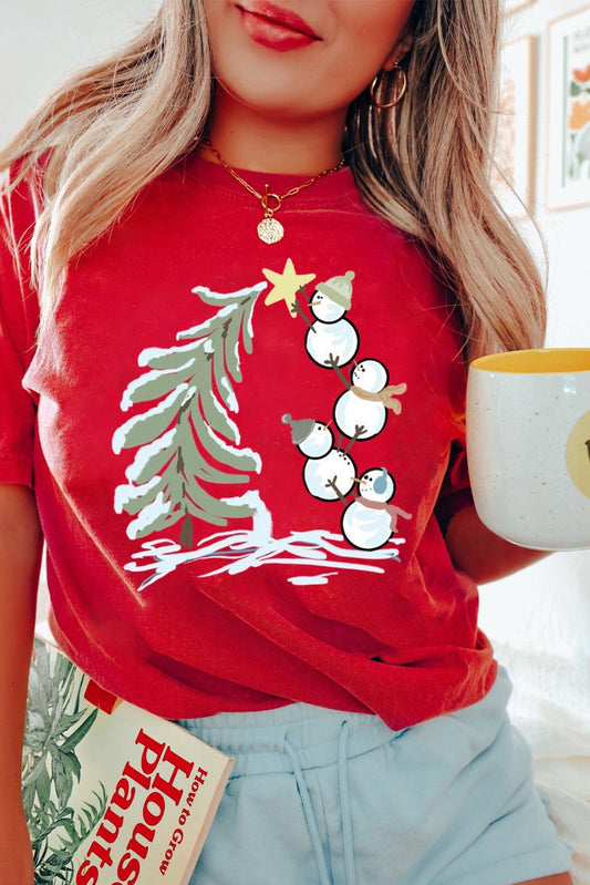 T-shirt ras du cou imprimé bonhomme de neige et sapin de Noël rouge