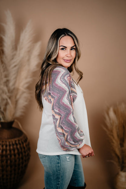 Top de talla grande con mangas en contraste geométrico beige