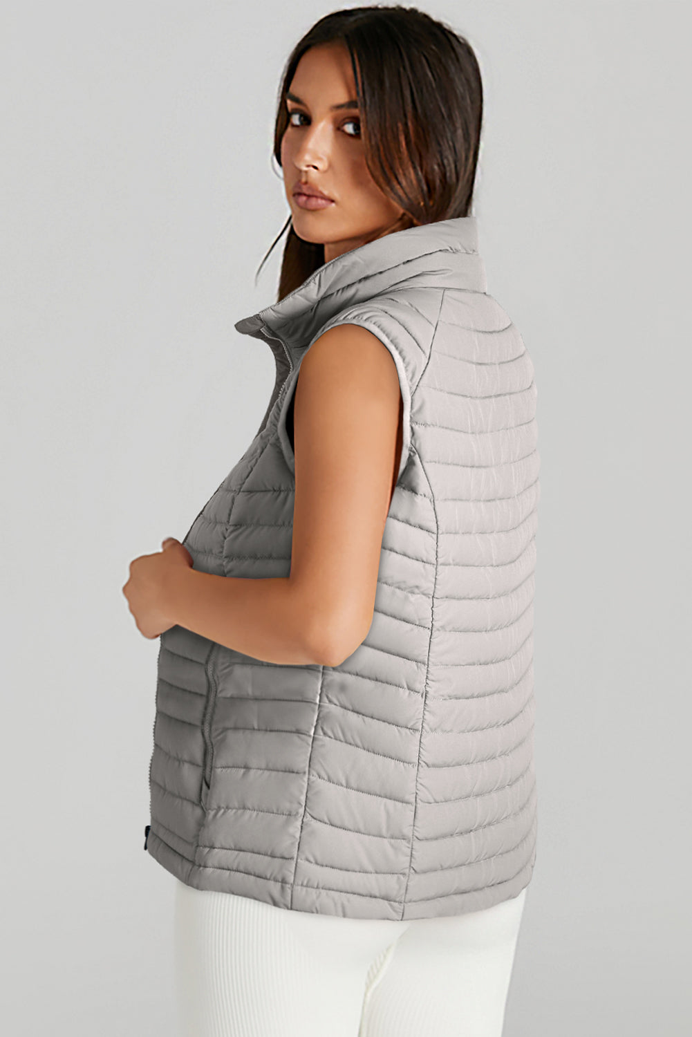 Gilet matelassé zippé à col en peluche argentée