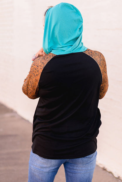 Sudadera con capucha de talla grande con bloques de color y estampado occidental