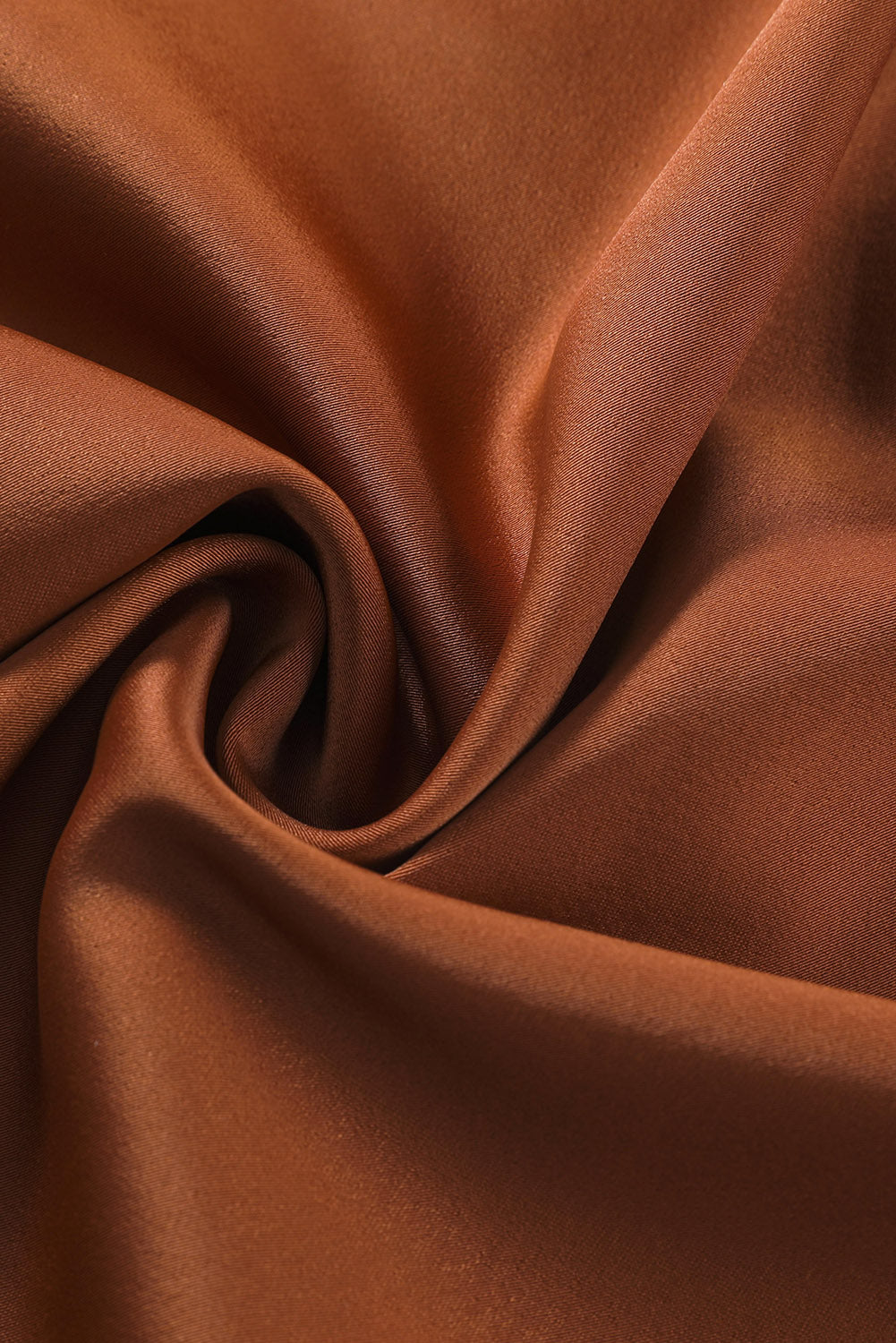 Blusa elegante de manga larga con cuello vuelto negro