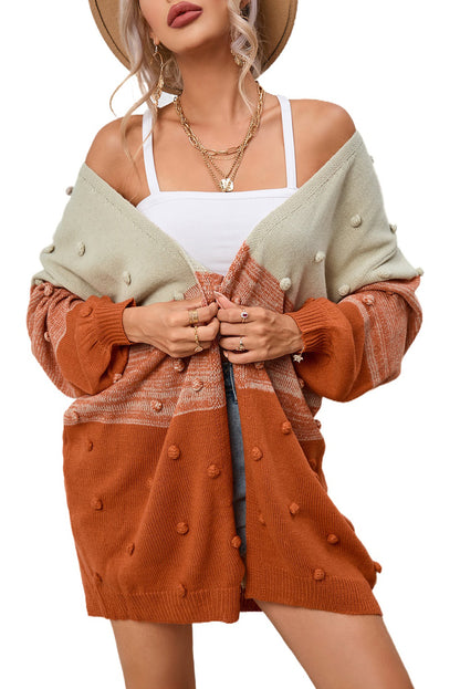 Cardigan ouvert à pompons marron et blocs de couleurs 