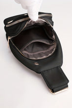 Bolso bandolera con cremallera y múltiples bolsillos acolchado en negro 