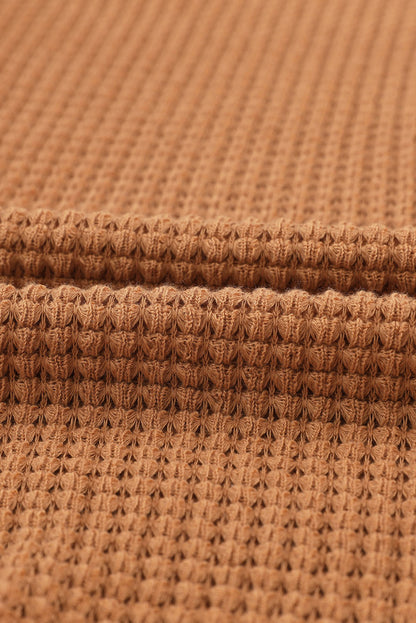 Camisa casual con botones de punto tipo gofre marrón