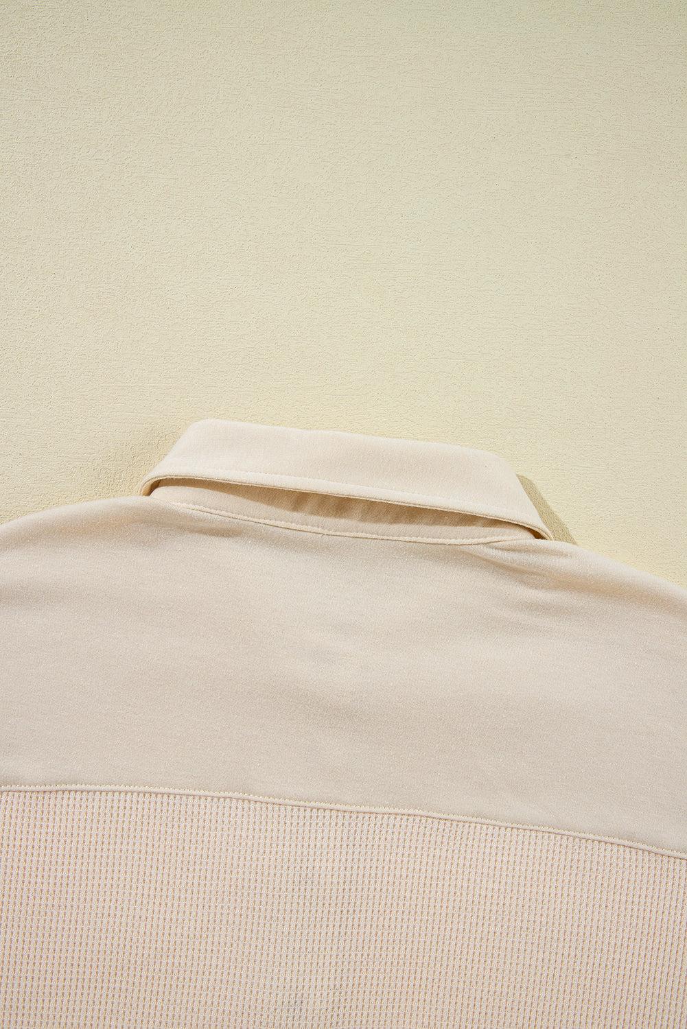 Haut ample à manches longues et col gaufré Jet Stream