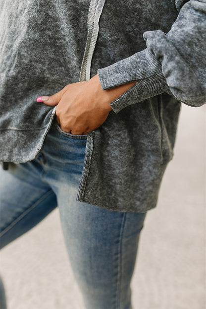 Sweat-shirt à coutures contrastées, coupe décontractée et délavé à l'acide, avec fentes