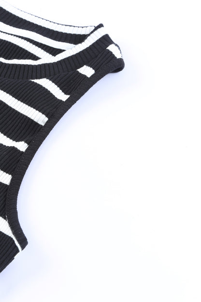 Top sin mangas con cuello redondo y estampado de rayas