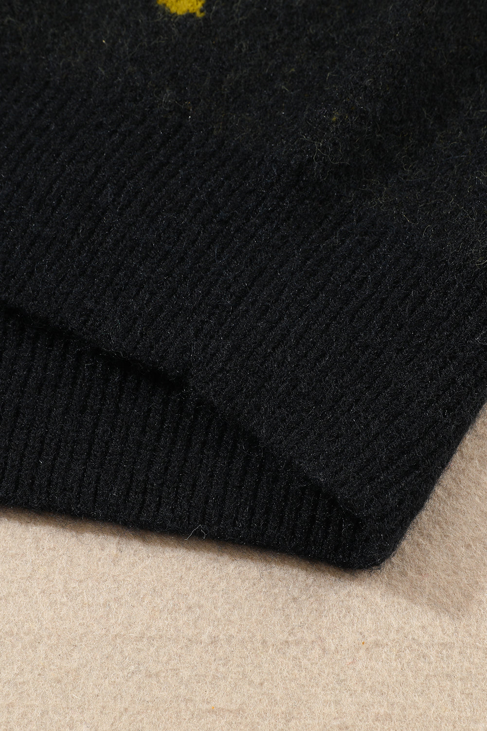 Pull col rond en maille à motif guépard noir 