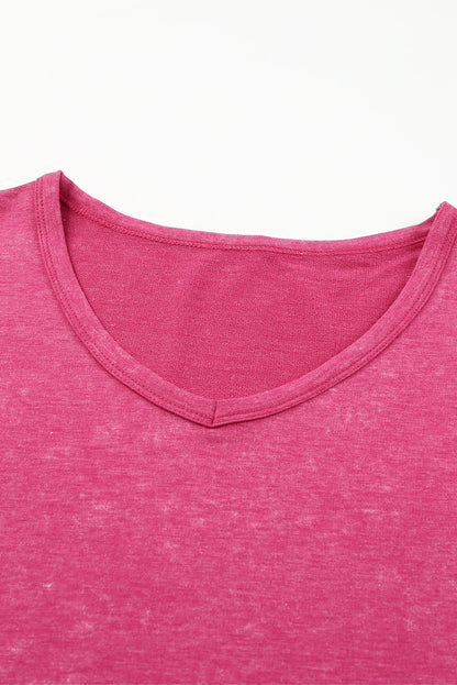 Camiseta de manga corta con cuello en V y lavado mineral