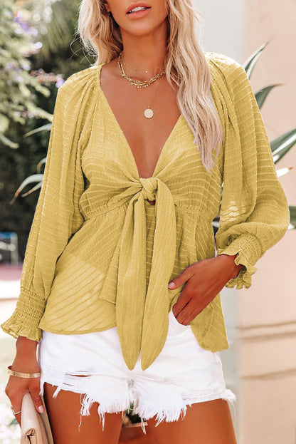 Chemisier péplum texturé noué sur le devant 