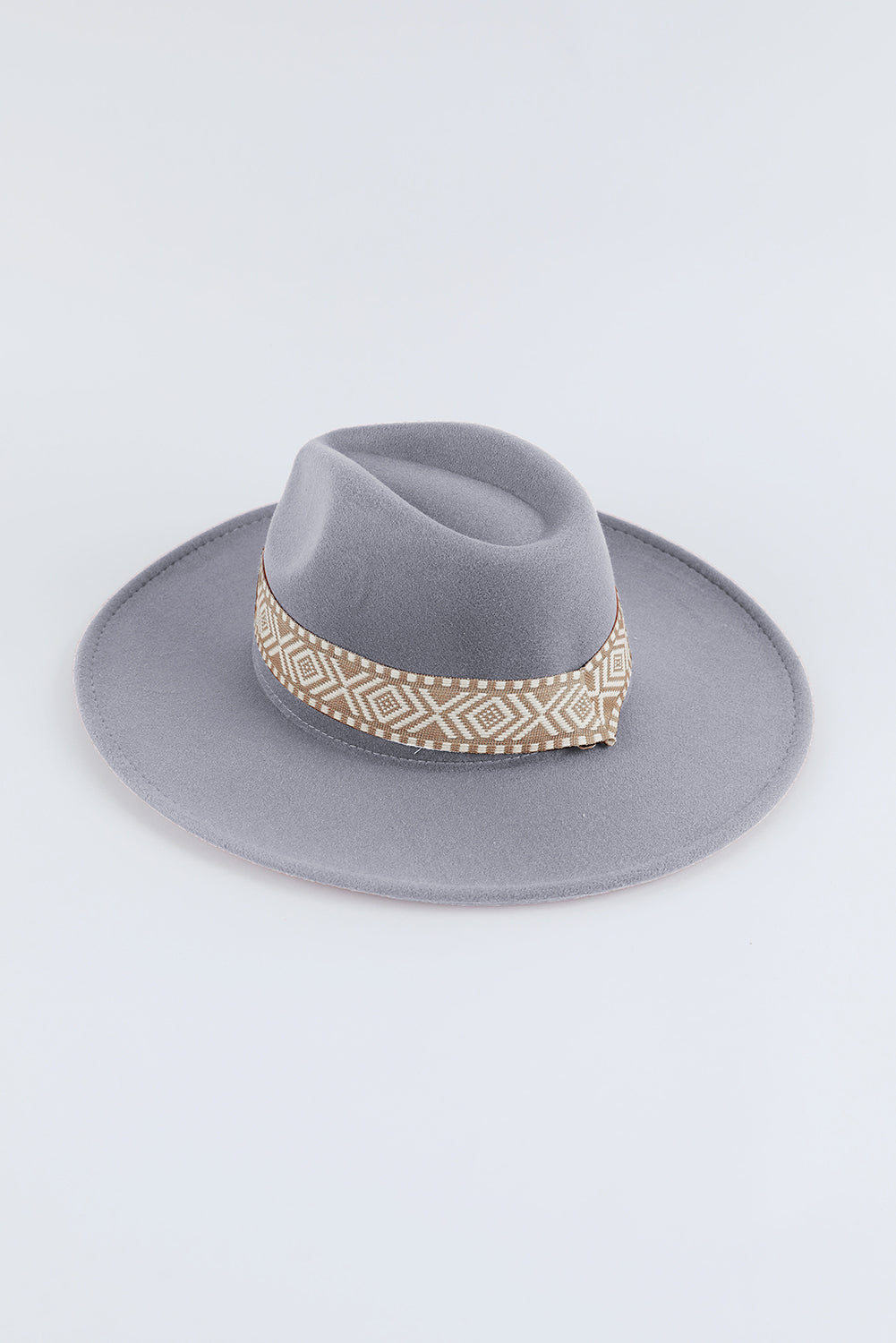Sombrero Fedora plano retro con bordado azteca marrón