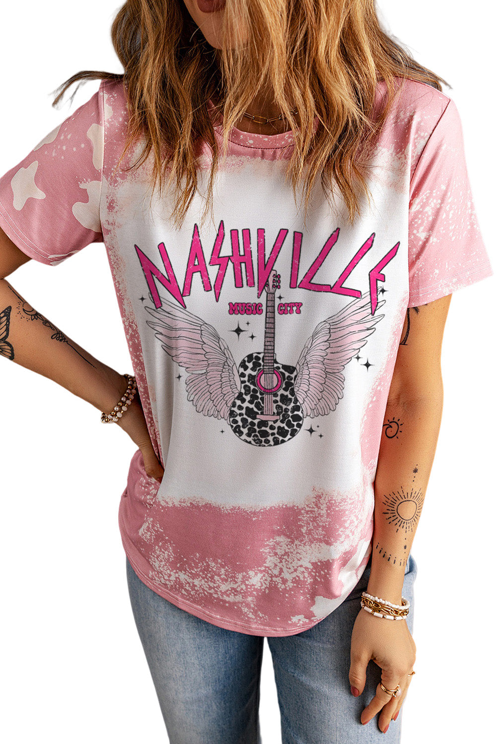 T-shirt graphique à imprimé léopard délavé « Love Always Heart »