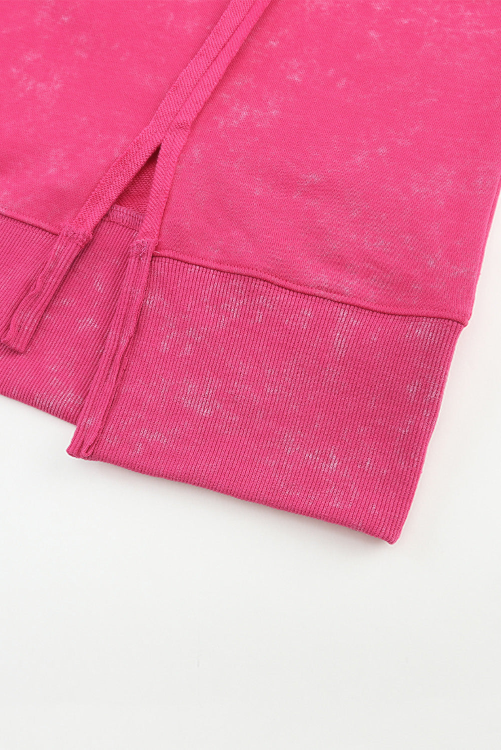 Sweat-shirt à coutures contrastées, coupe décontractée et délavé à l'acide, avec fentes