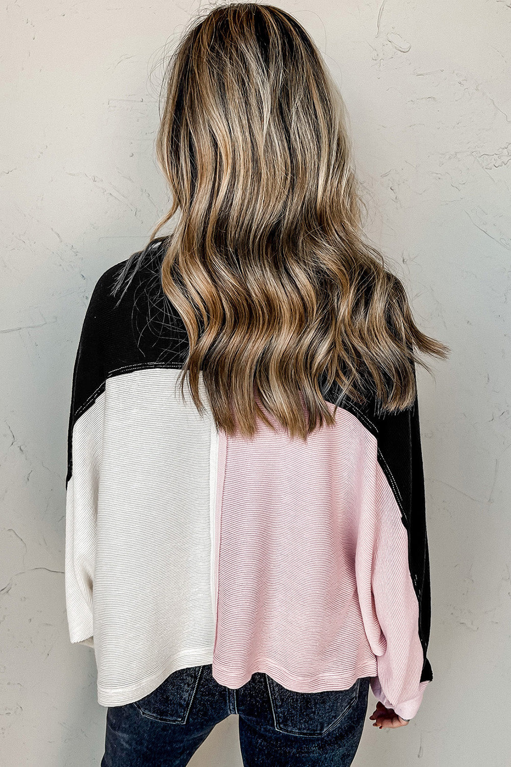 Haut à col Henley multicolore avec poches à rabat et blocs de couleurs 