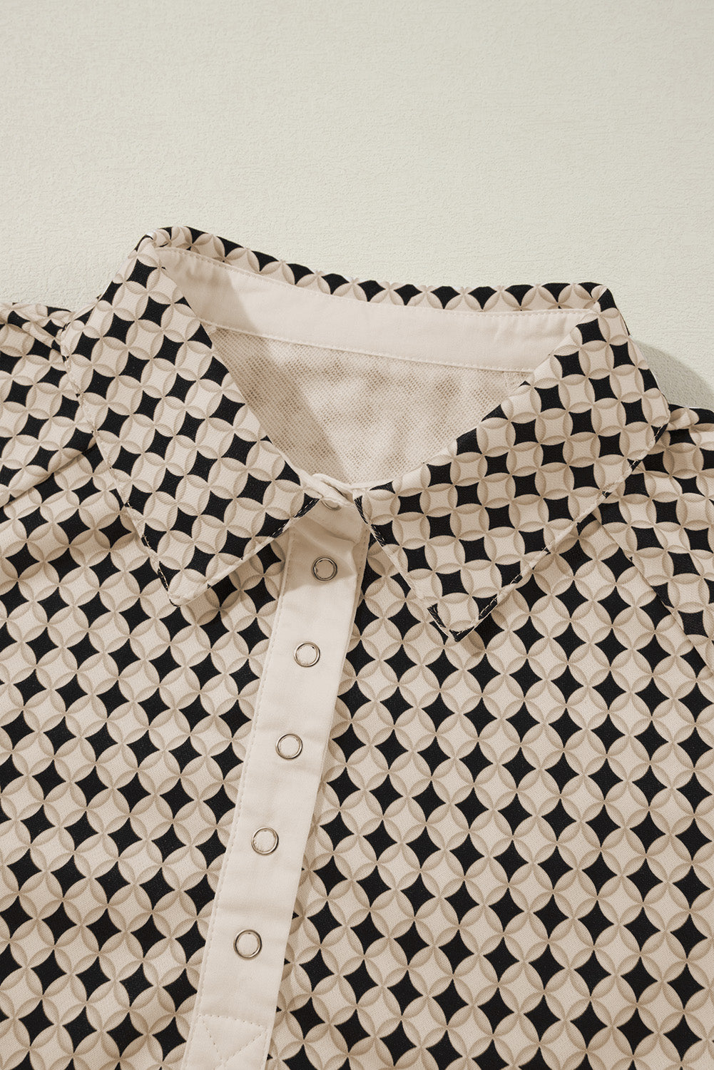 Sweat-shirt noir à col contrasté bicolore grande taille