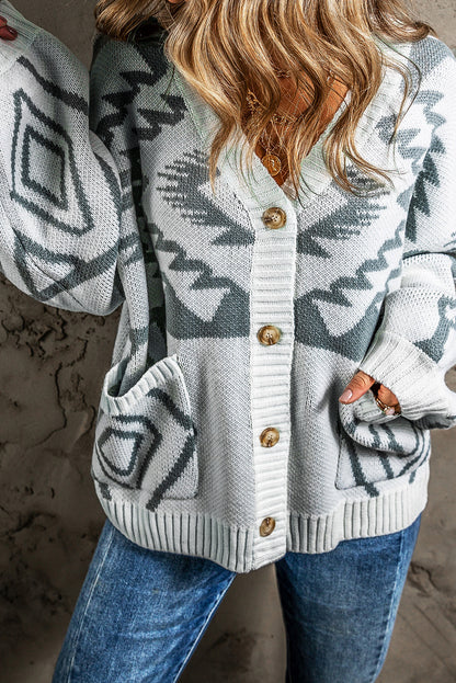 Cardigan boutonné à motif géométrique gris clair et bordure côtelée