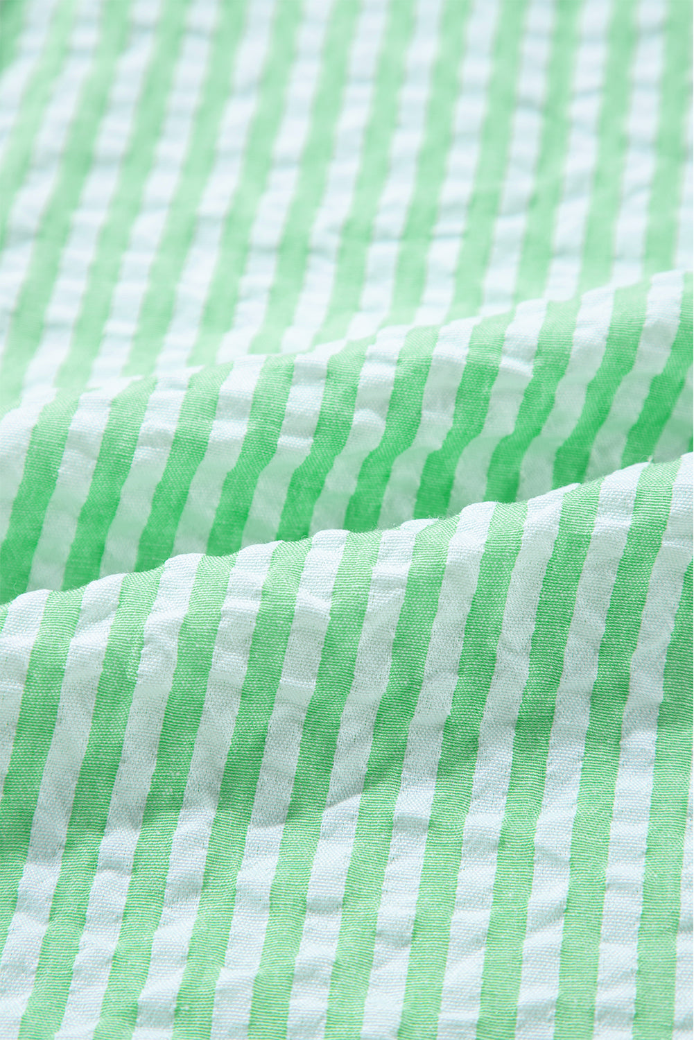 Chemise ample boutonnée à manches ballon et rayures roses