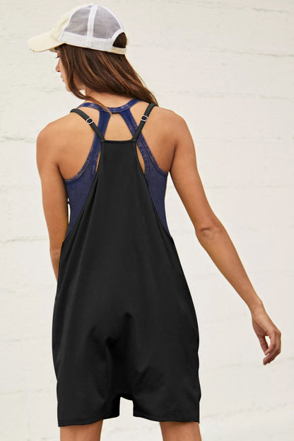 Combinaison droite à bretelles spaghetti réglables et poches