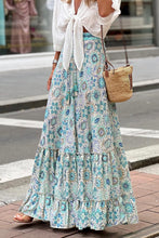 Falda larga con estampado floral boho azul cielo