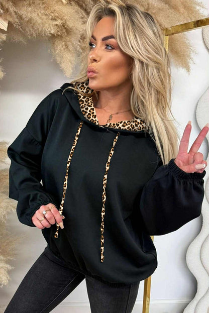 Jet Stream Leopard Contrast Drawstring Hood Drop Shoulder Loose Top
