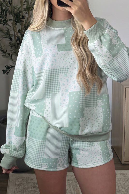 Green Patchwork Floral Print Drop Shoulder Baggy Pullover Drawstring Shorts Set