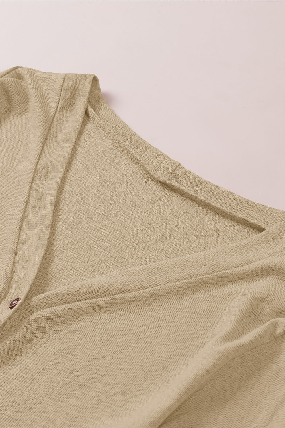 Cardigan ouvert à boutons de couleur unie beige