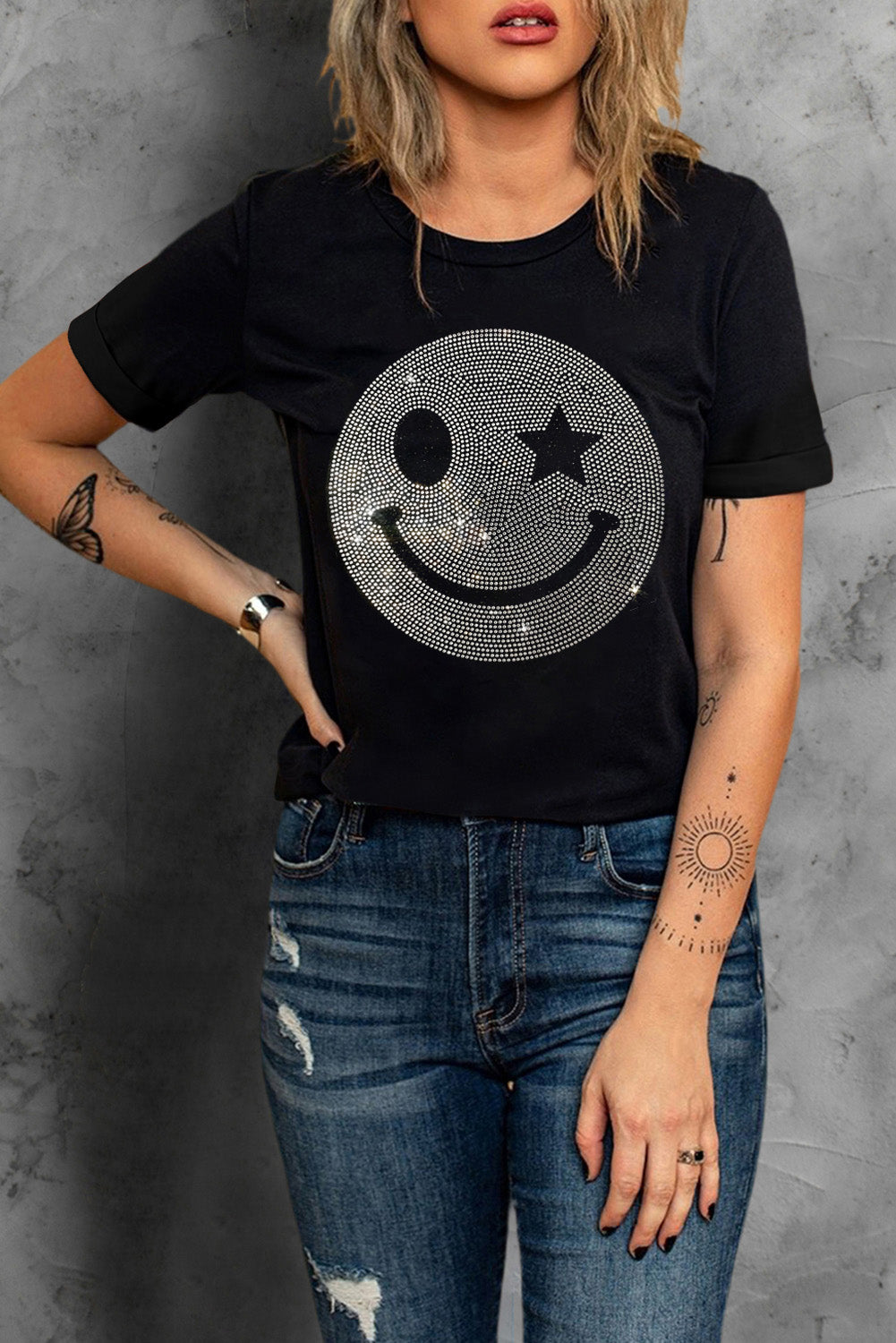 T-shirt noir à strass scintillants avec motif sourire