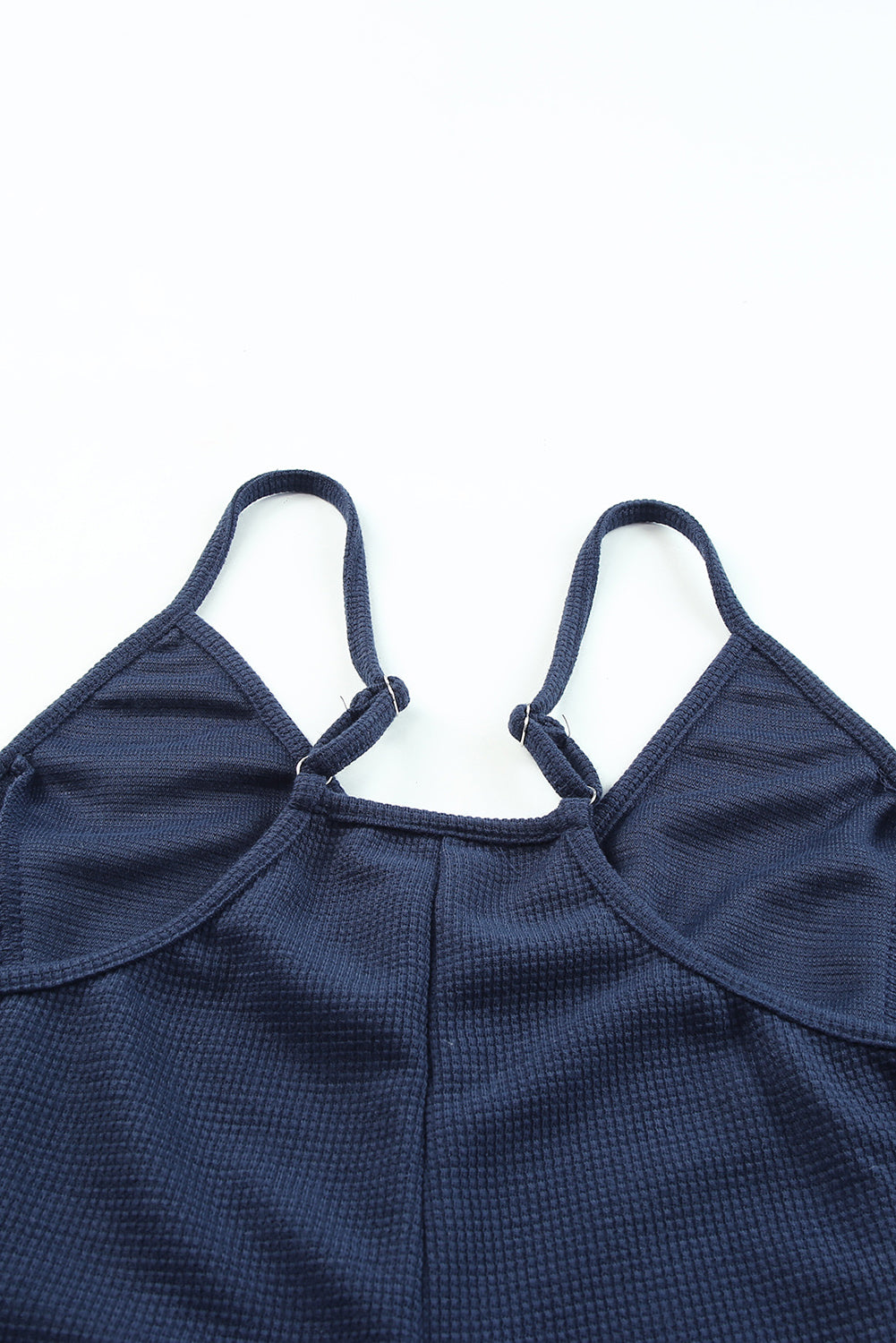 Mono casual texturizado sin mangas con cuello en V y bolsillos