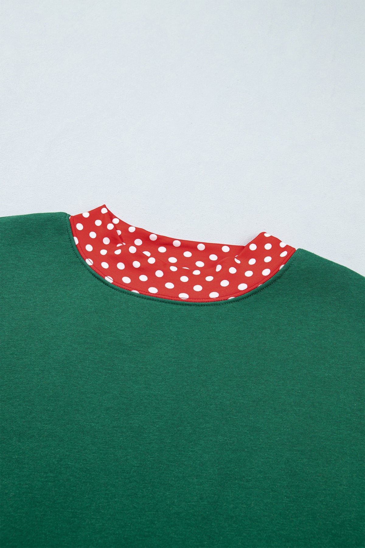 Evergreen Polka Dot Trim Baggy Pullover 2pcs Short Set