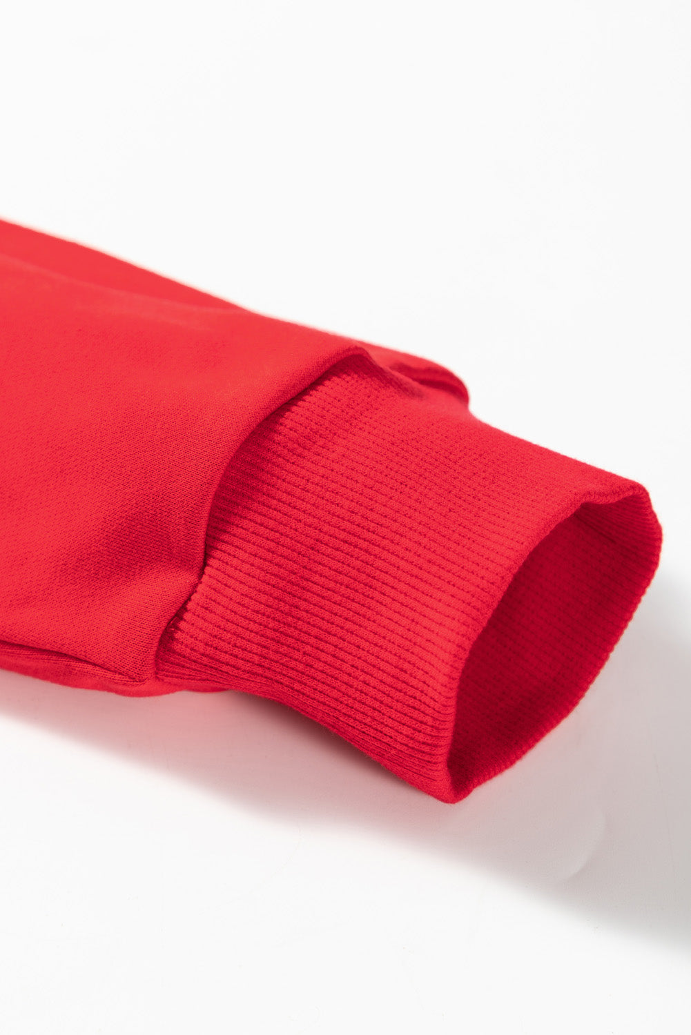 Sweat-shirt ras du cou rouge vif grande taille avec motif Père Noël et guirlandes