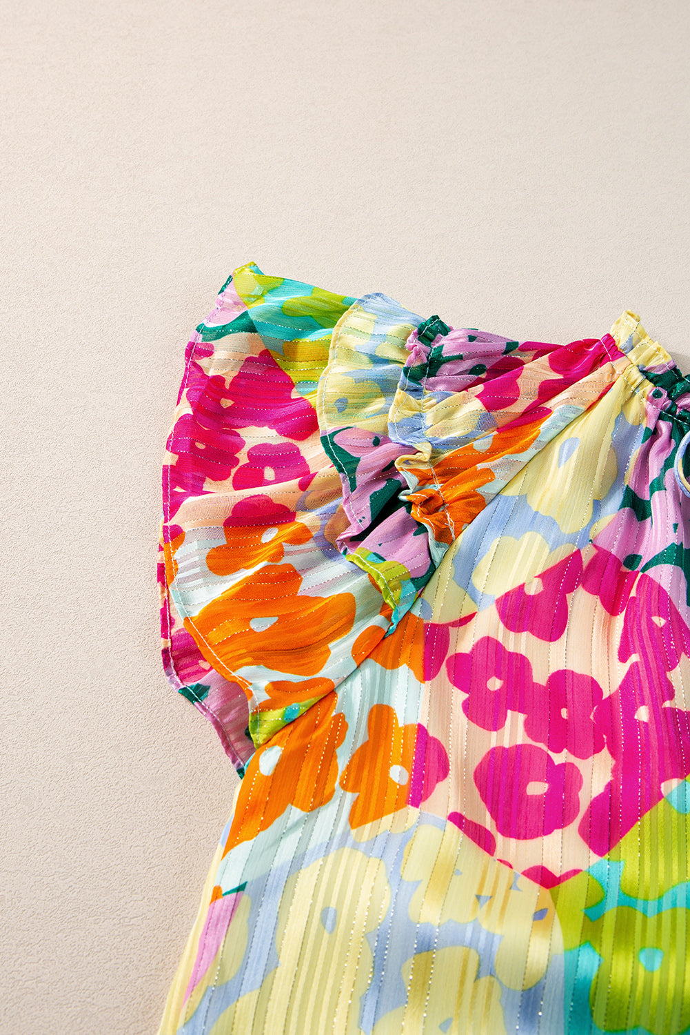 Chemisier froissé à col en V et manches flottantes à imprimé léopard multicolore